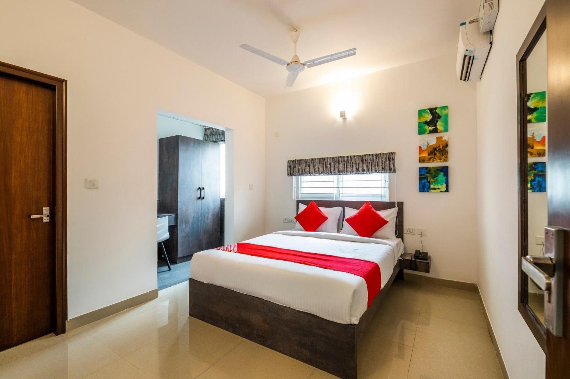 Super Townhouse Hebbal Hotel Bengaluru Kültér fotó