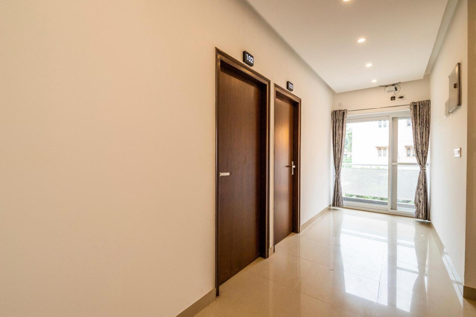 Super Townhouse Hebbal Hotel Bengaluru Kültér fotó